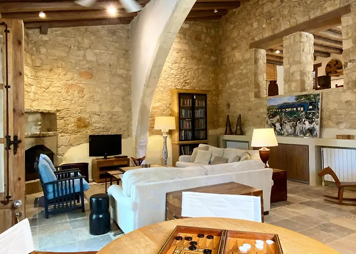 Apokryfo Traditional Guesthouse